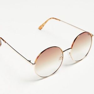 NWT Urban Outfitters Oversized Round Sunglasses